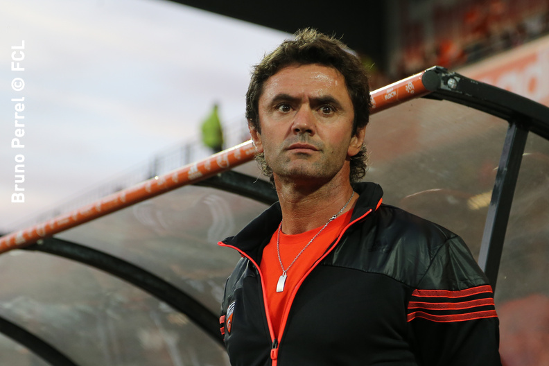 Sylvain Ripoll en observation à lAthletic Bilbao FC Lorient