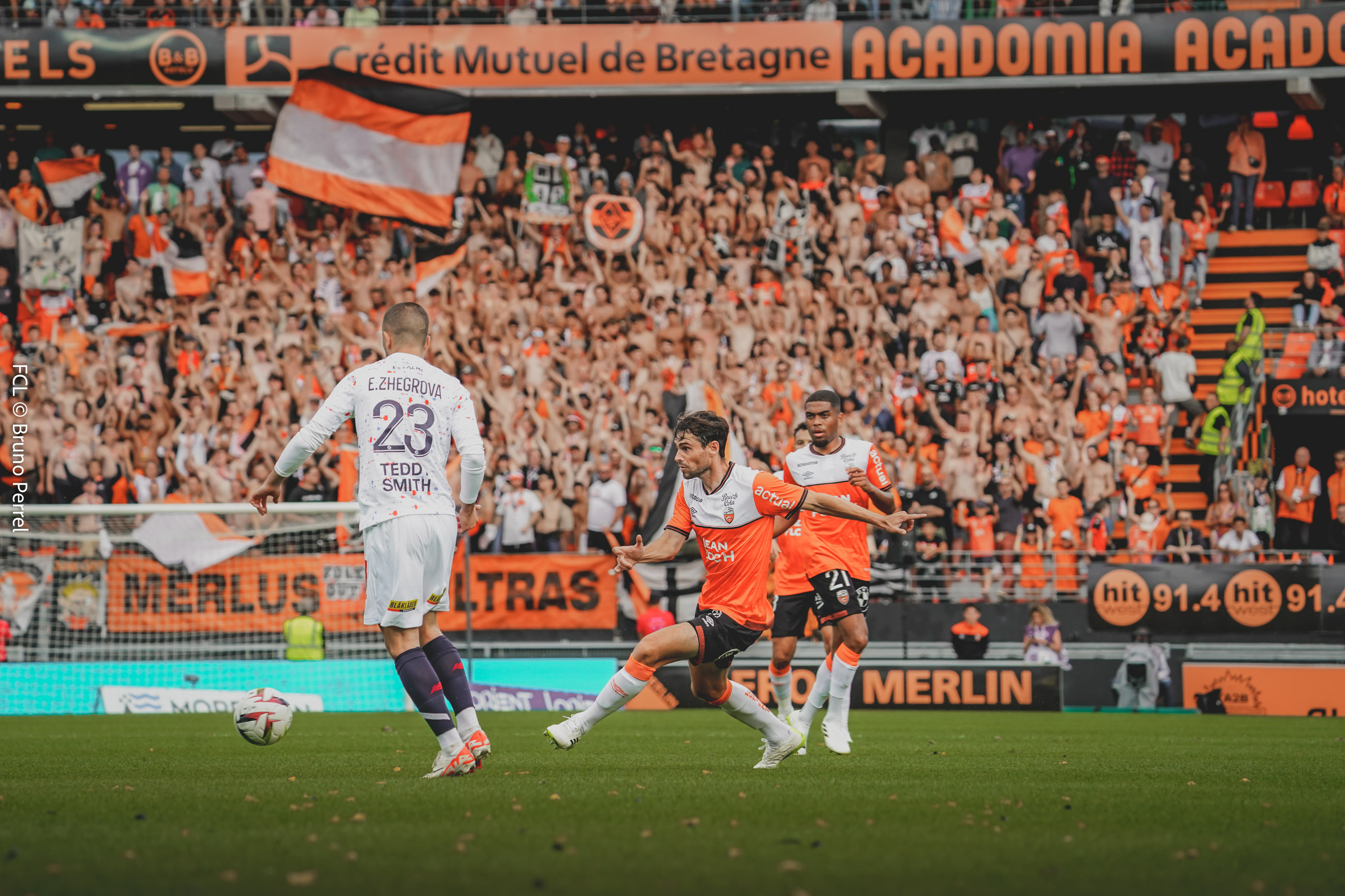 FC Lorient LOSC Lille 4 1 Les Photos De La Victoire FC Lorient