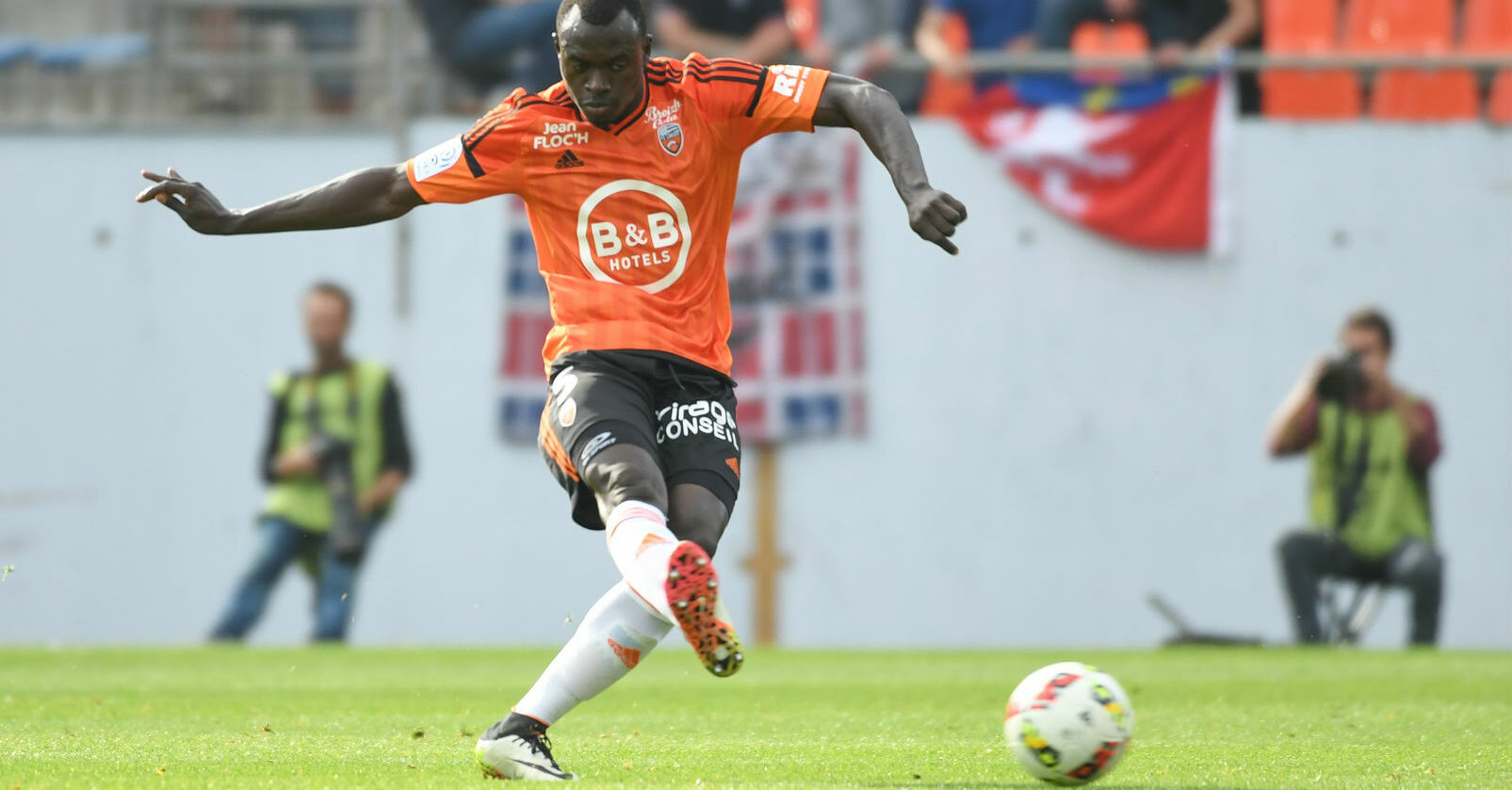 Toure Zargo (FC Lorient)-4_1656x1104