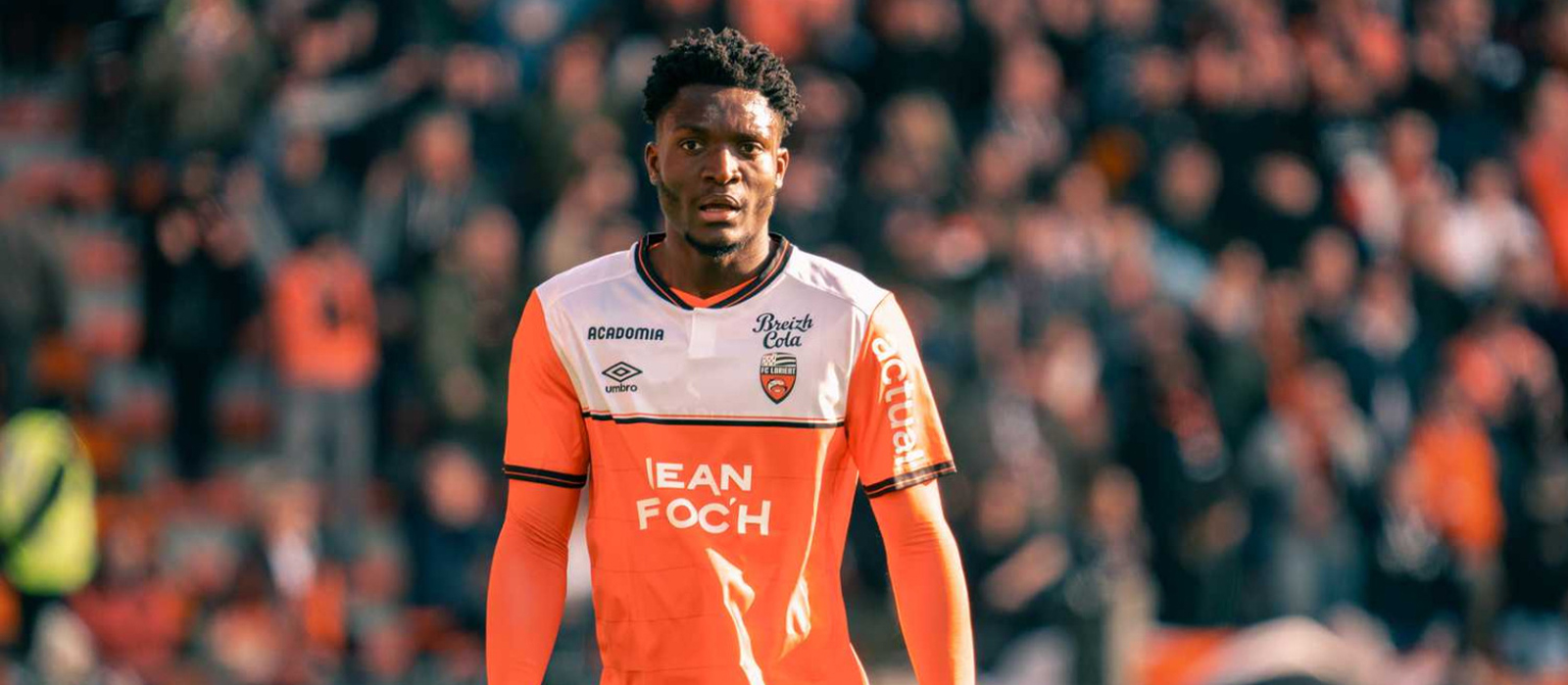 Nathaniel Adjei poursuit son aventure au FC Lorient thumbnail